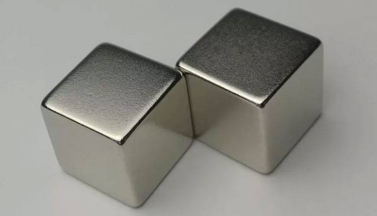 Indium element